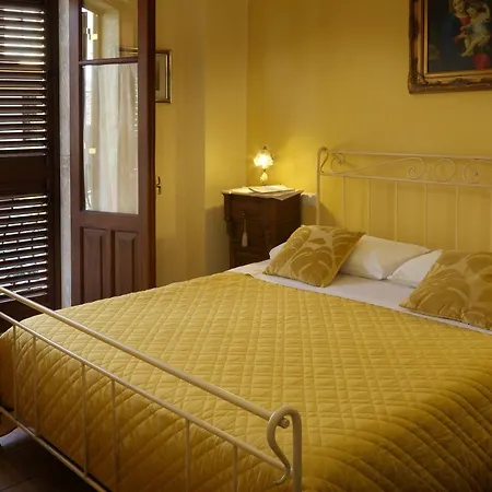 Casa Antico Borgo Cuseni * 陶尔米纳