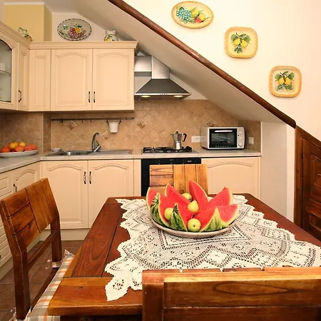 公寓 Casa Antico Borgo Cuseni